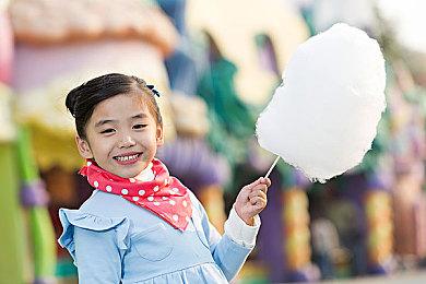 《生化危机4：重制版》Demo实机演示 里昂大战电锯人